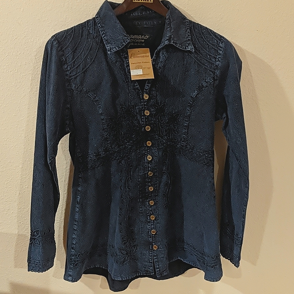 Caamano Peruvian Cotton Buttondown Long Sleeve Top